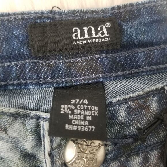 NWT. ana Skinny Fliral Print Denim. Size 27/4. - Picture 3 of 16